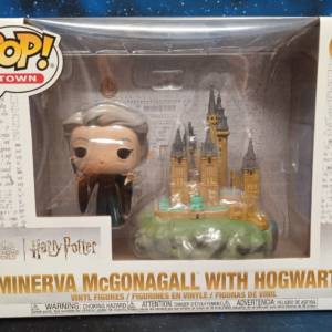 FUNKO POP! TOWN HARRY POTTER 33 MINERVA McGONAGALL WITH HOGWARTS