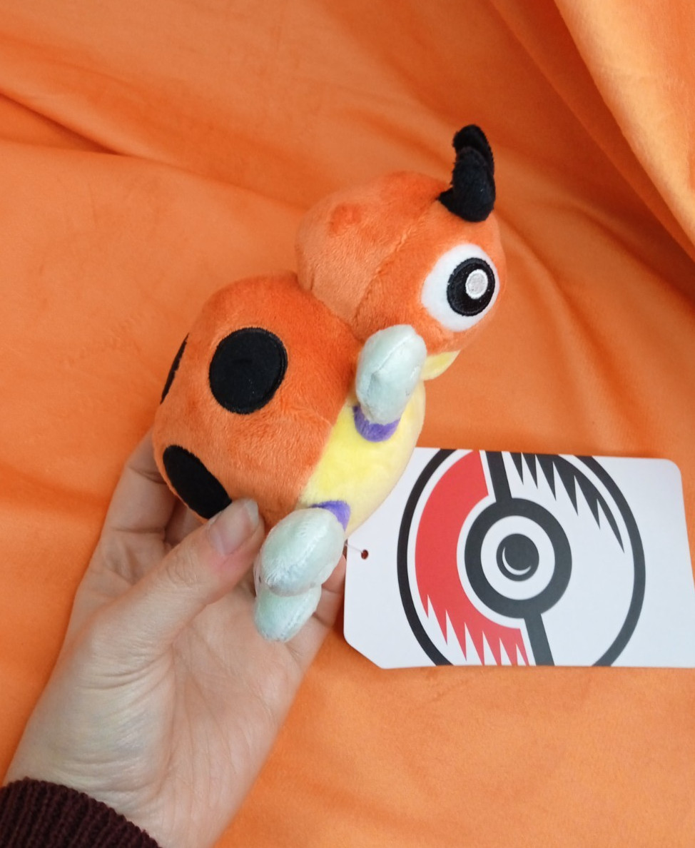 PELUCHE POKÉMON LEDYBA 165 ORIGINALE POKÉMON CENTER - immagine 3